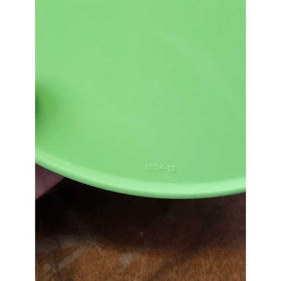 Vintage Tupperwear Servalier Bowls Yellow 836-7 837-5 ,Green 1205-25 1204-13 - Picture 10 of 11